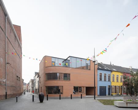 Peper Multifunctional Building